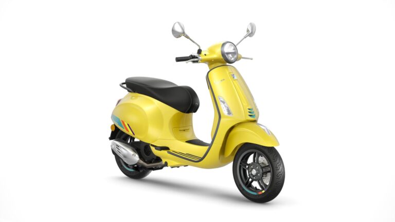 01_Vespa_Primavera_S_125_Giallo_Curioso-1