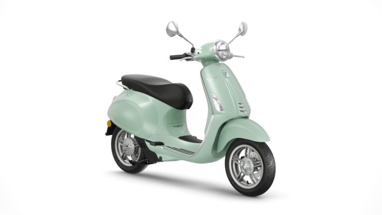 01-Vespa-Primavera-Elettrica-Verde-Amabile-1-768x432