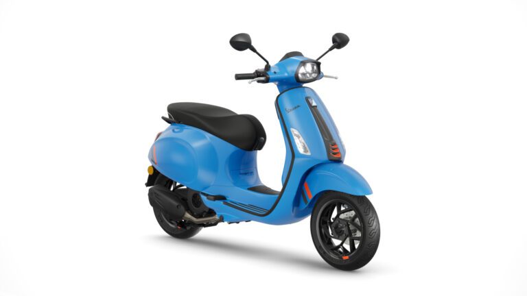 01-Vespa-Sprint-S-125-Blu-Eclettico-768x432 (1)