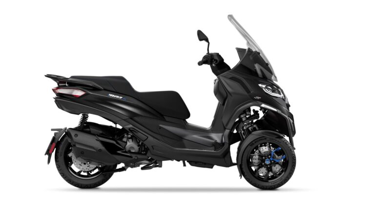 Piaggio_MP3-400-S_Nero-Meteora_Lat-dx